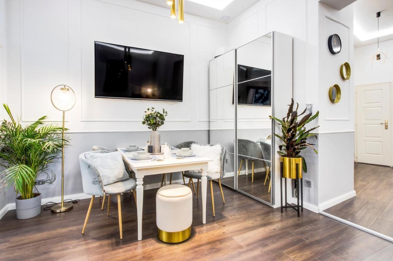 Rp1 Apartment Budapest Luaran gambar