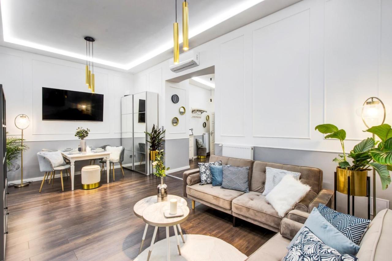 Rp1 Apartment Budapest Luaran gambar
